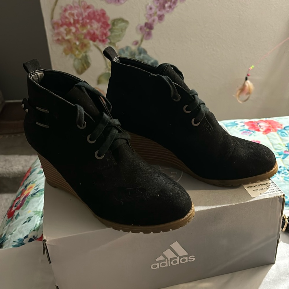 Black lace up booties women’s size 7.5 with buckle detail